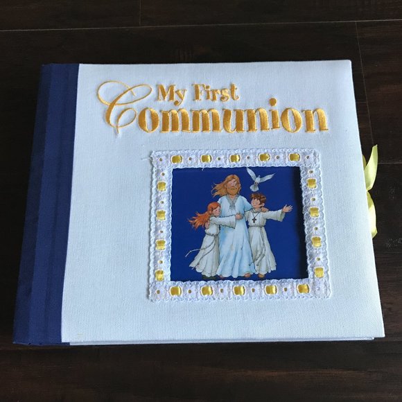 First Communion Memory Book - New! - Picture 1 of 10
